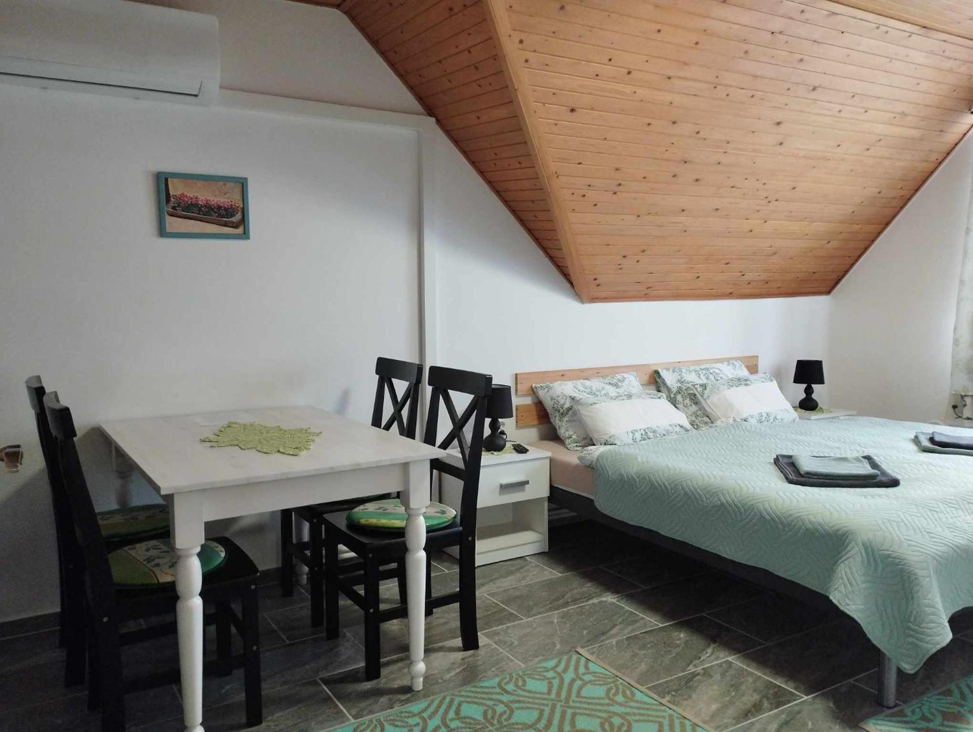 Viola Apartmanhaz Bogács Extérieur photo